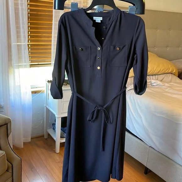 Liz Claiborne dress, navy blue, size 6 Liz Claiborne dress, navy blue, size 6